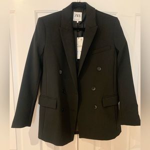 NWT black double breasted Zara blazer.